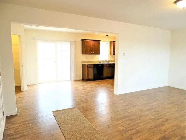 Building Photo - 149 Cedarwood Dr