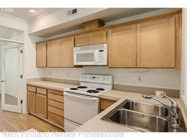 Foto del edificio - 3 br, 2 bath House - 2606 NW Kennedy Court
