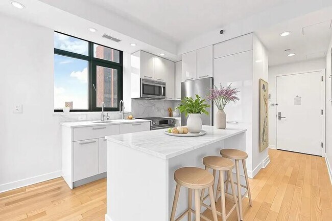 Foto del edificio - 2 bedroom in MURRAY NY 10016