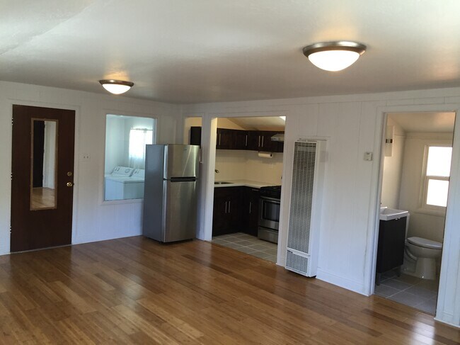 Foto del edificio - 415 Cedar St