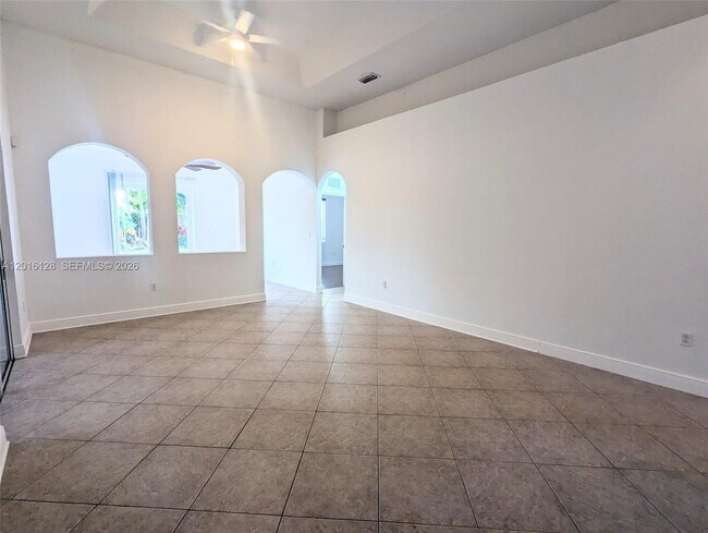 Foto del edificio - 1602 SE 23rd St