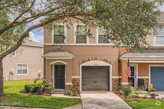 Building Photo - 5772 Sandstone Way