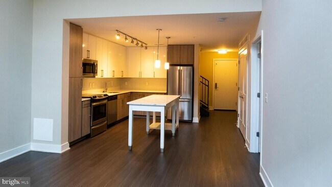 Foto del edificio - 145 Riverhaven Dr