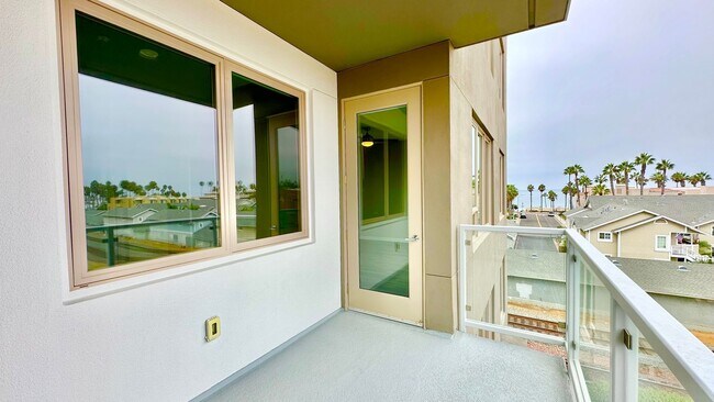 Foto del edificio - Live the Coastal Life- 2BR/2BA Condo Just ...