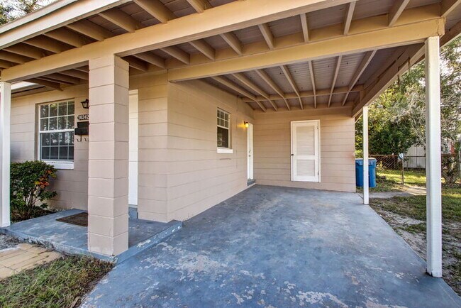 Building Photo - 10342 Mayan Dr