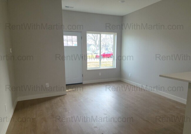 Foto del edificio - FOR RENT- BRAND NEW BUILD on Janney Ave!! Dogs ok!