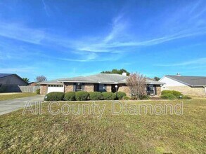 Building Photo - 5309 Robert Holmes Dr