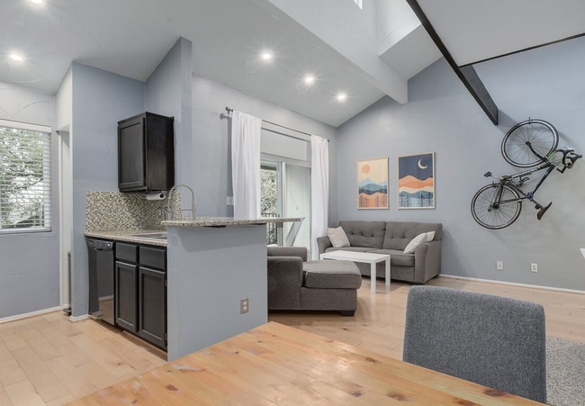 Foto del edificio - 3018 S 1st St