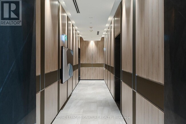 Building Photo - 5 Mabelle Ave