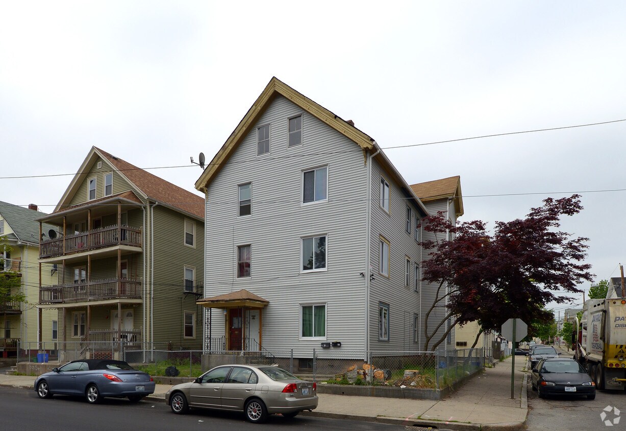 85 Summer St, Central Falls, RI 02863 Apartments in Central Falls, RI
