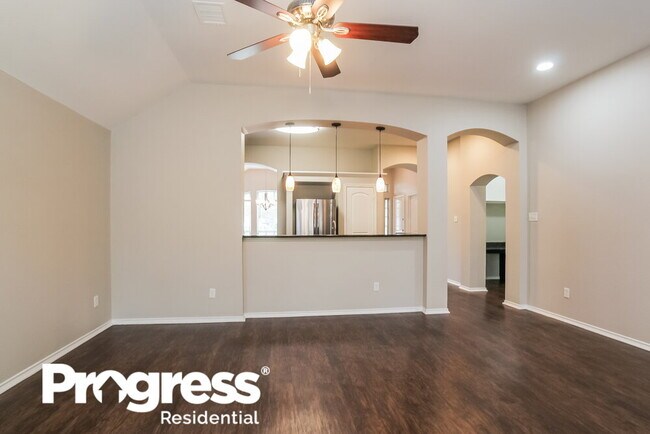Building Photo - 5808 Olde Oaks Dr