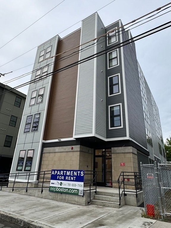 55 Walnut Ave Unit 306  