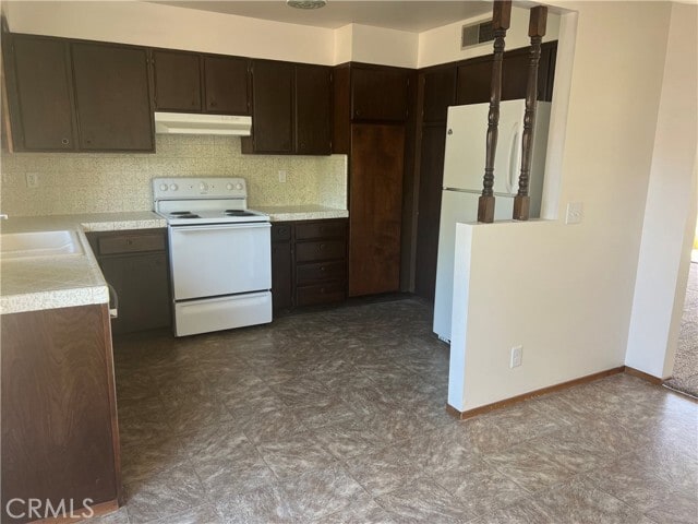 Building Photo - 8 San Gabriel Dr