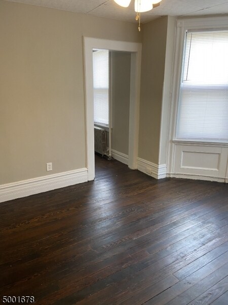 Foto del edificio - 369 Littleton Ave