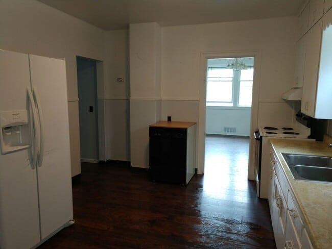 Foto del edificio - Renovated Arlington Home Close To Freeway ...