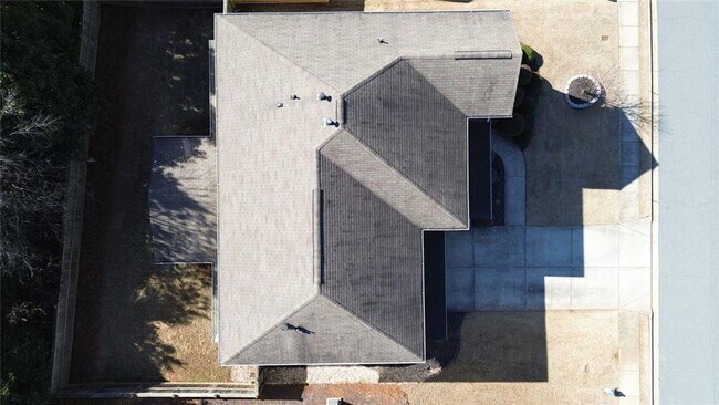 Building Photo - 414 Spring View Dr