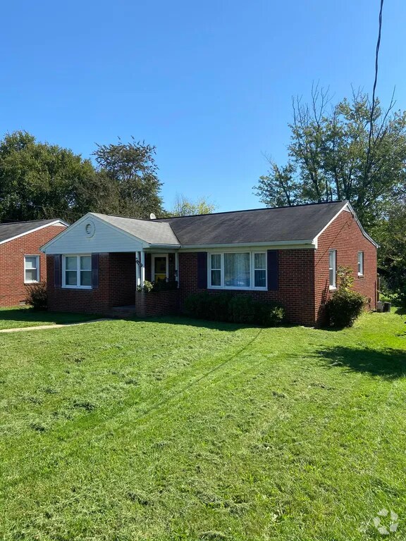 Jackson Park Apartments under 2,000 Fredericksburg, VA 4 Rentals