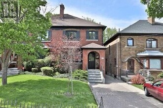 Building Photo - 262 Castlefield Ave