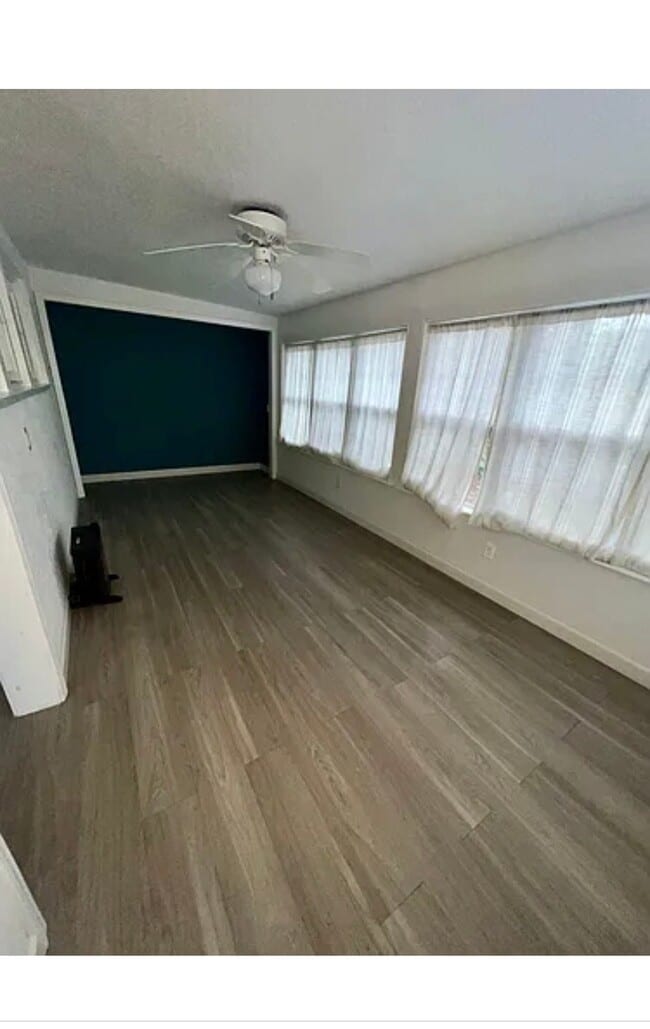 Building Photo - 100 Quartz St