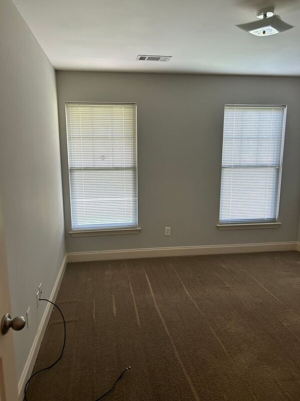 Foto del edificio - 1801 14th Way SW