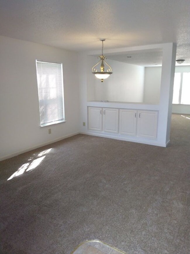 Building Photo - For Rent Beautiful 2-Story Home with 3 Bed...