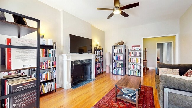 Building Photo - 5113 S Woodlawn Ave