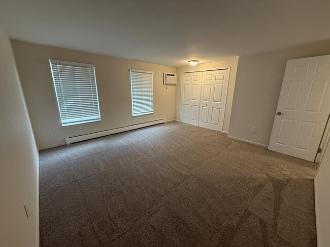 Master Bedroom - 1133 Tienken Ct