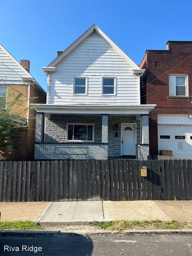 Building Photo - 3 br, 1.5 bath House - 831 Woodward Avenue