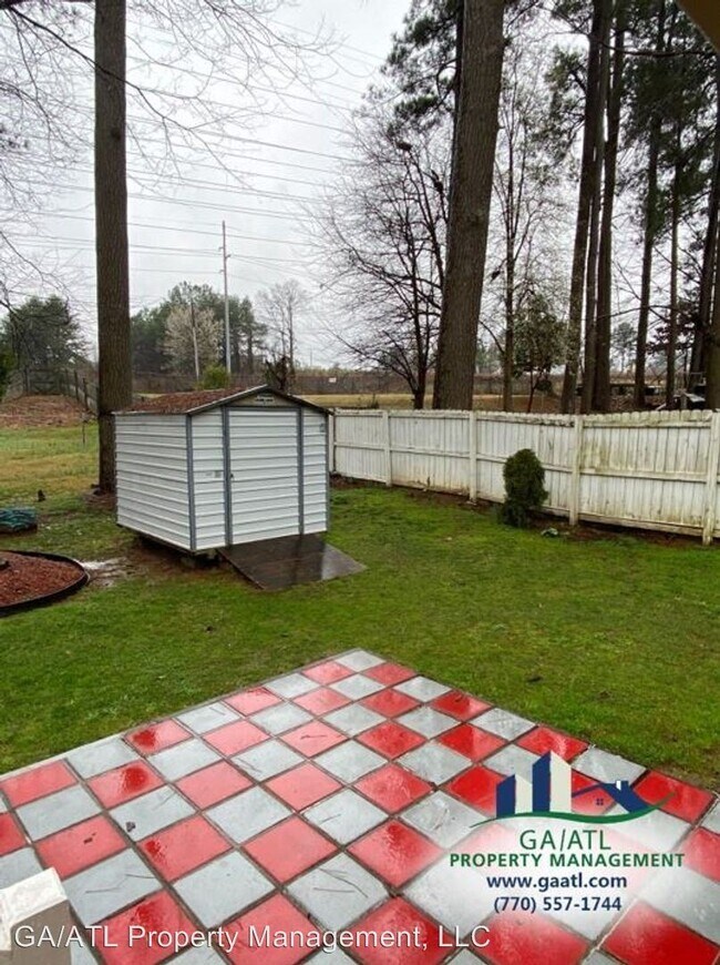Building Photo - 3 br, 1 bath House - 2836 Belaire Circle