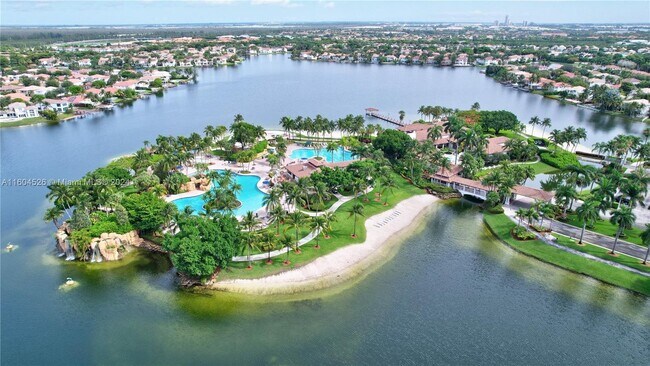 Foto del edificio - 10710 NW 66th St