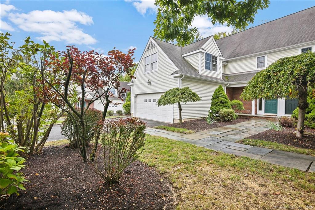 12 Ledge Ave, New Canaan, CT 06840 Townhome Rentals in New Canaan CT