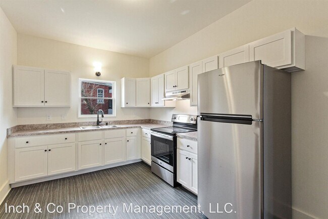 Building Photo - 5 br, 1.5 bath House - 526 E Walnut St