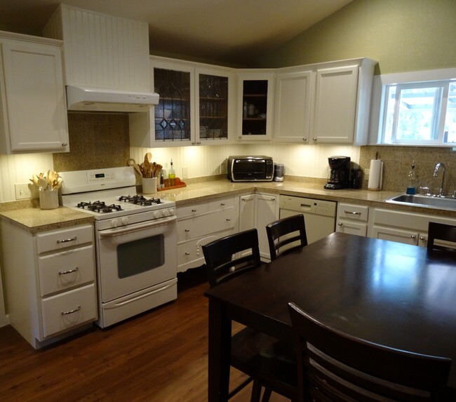Kitchen - 8130 US-24