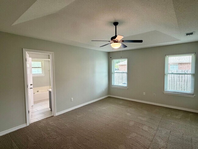 Foto del edificio - 4633 Ridge Pointe Dr