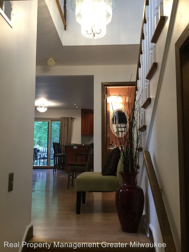 Foto del edificio - 2 br, 2.5 bath House - 1238 W. Baldwin Court