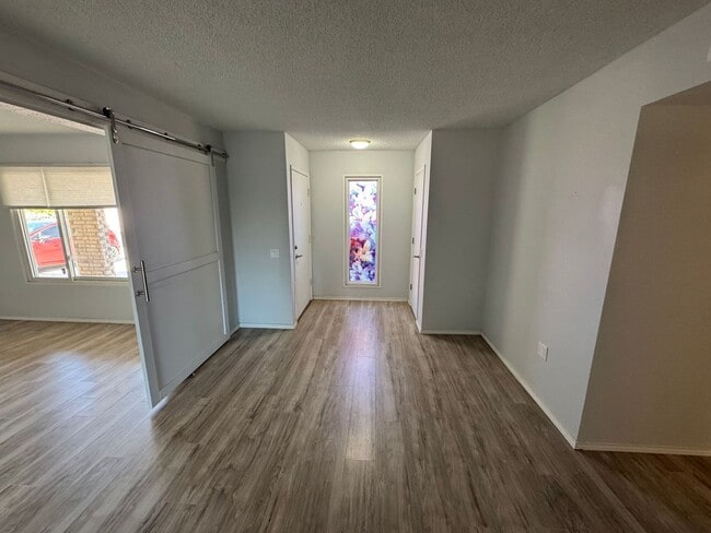 Building Photo - 55+ Sun City Home