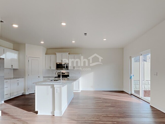 Building Photo - 1620 192nd St Ct E