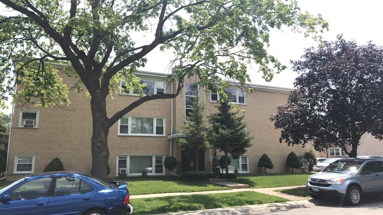 Foto principal - 8828 N Wisner St