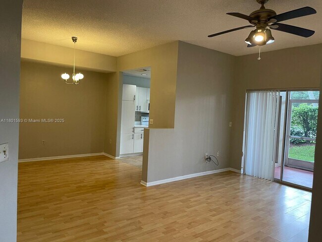 Building Photo - 16318 Malibu Dr