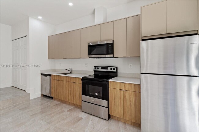 Foto del edificio - 135 SW 114th Ave