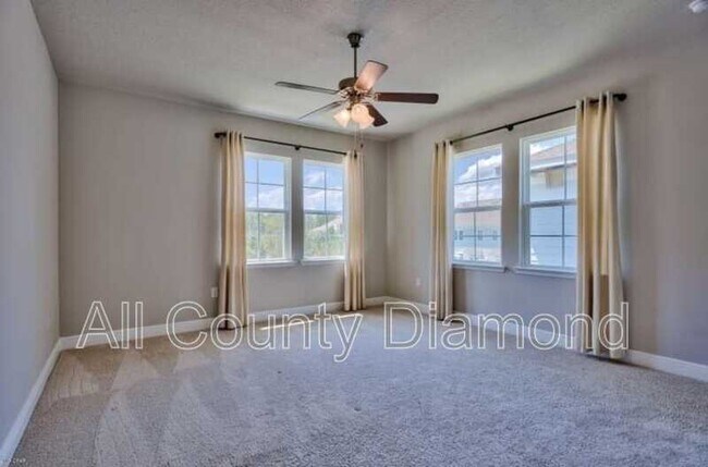 Foto del edificio - 107 Enchantment Falls Ln