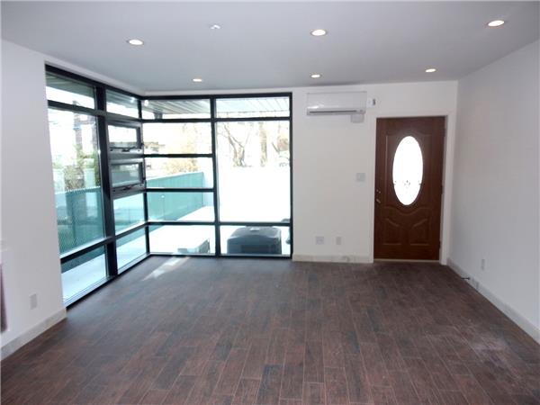 Building Photo - 353 93rd St