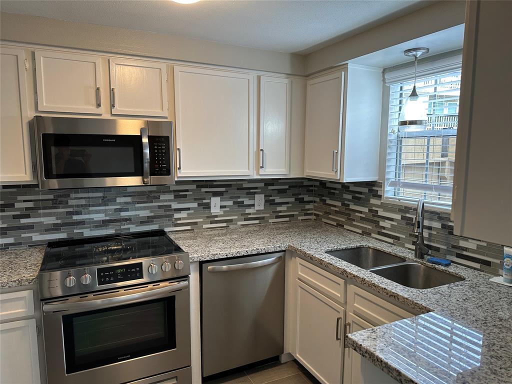 11710 Southlake Dr Unit 3, Houston, TX 77077 Condo for Rent in