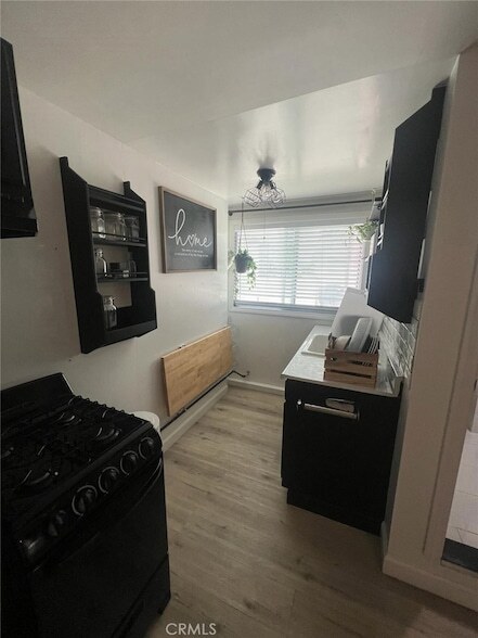 Foto del edificio - 5461 Repetto Ave