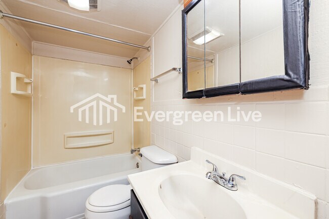 Foto del edificio - 1924 Culver Ave