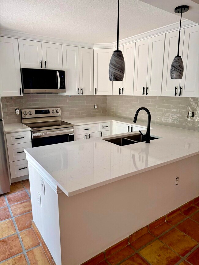 Foto del edificio - 2431 24th Ct