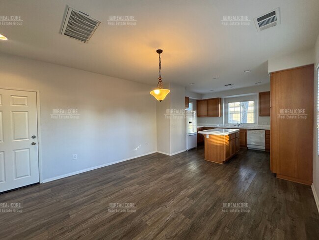 Foto del edificio - 22327 Blue Lupine Cir