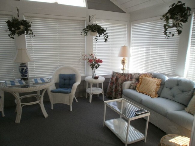 Building Photo - 4494 Orchard Trace