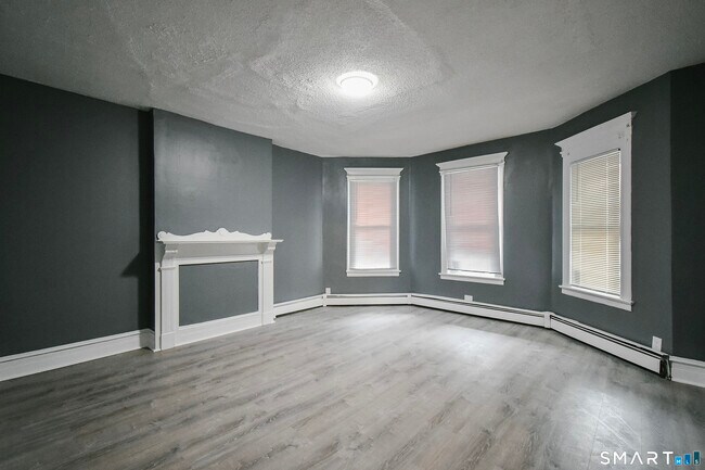 Foto del edificio - 122 Hungerford St