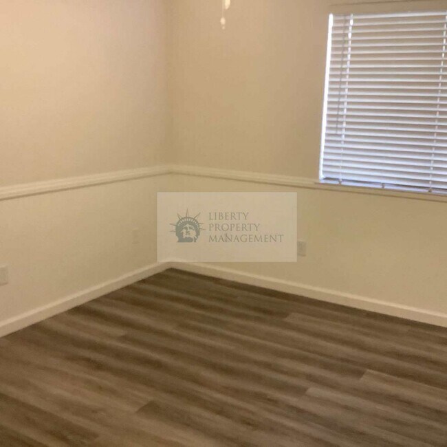 Building Photo - 1543 Denese Ct